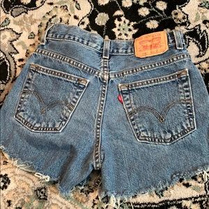 VINTAGE LEVI'S 550 SHORTS